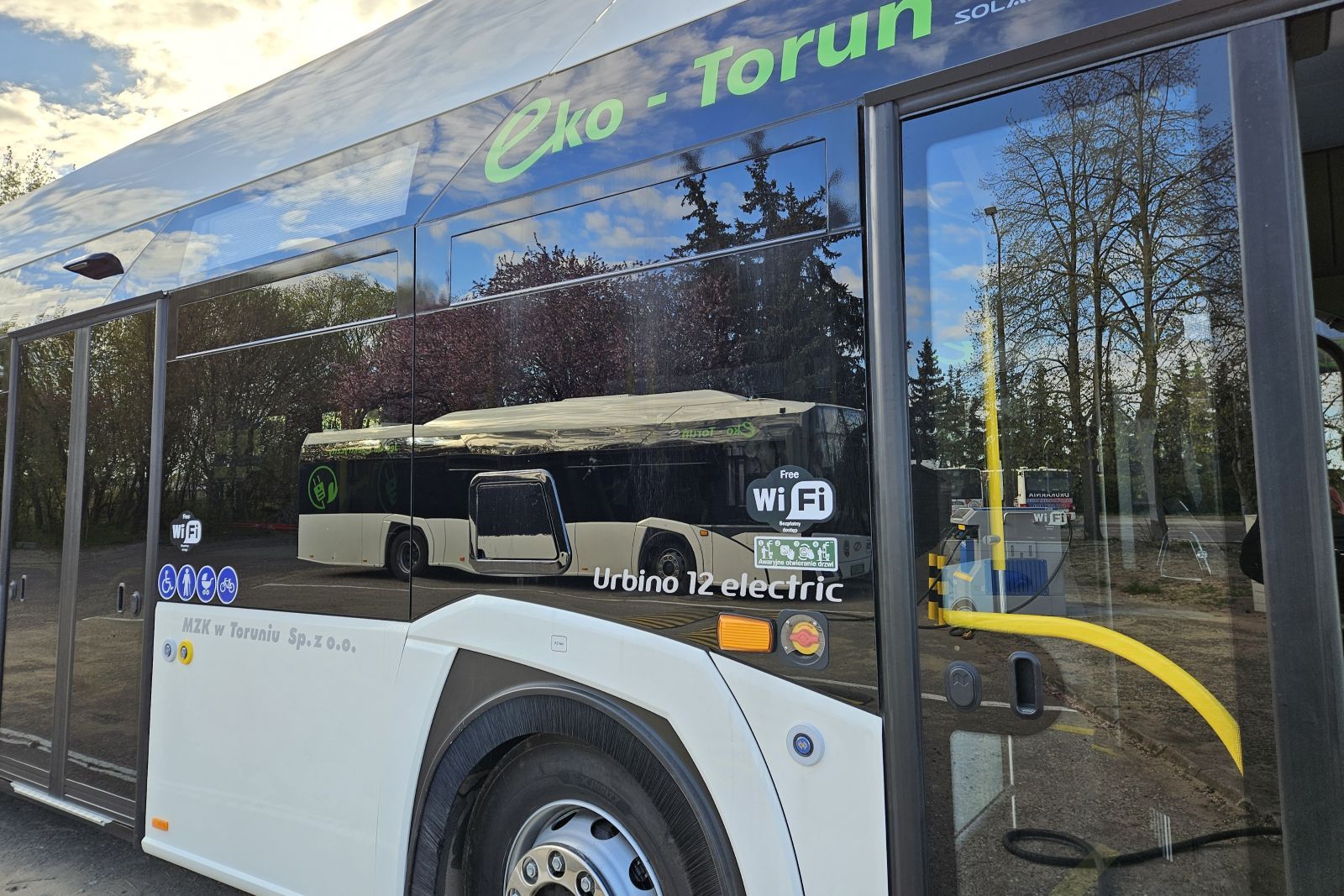 Autobus elektryczny MZK w Toruniu