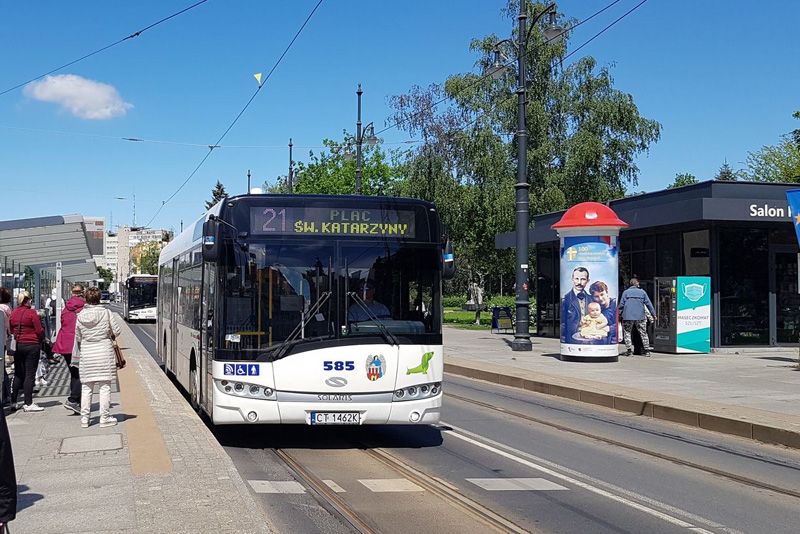 Autobus linii nr 21