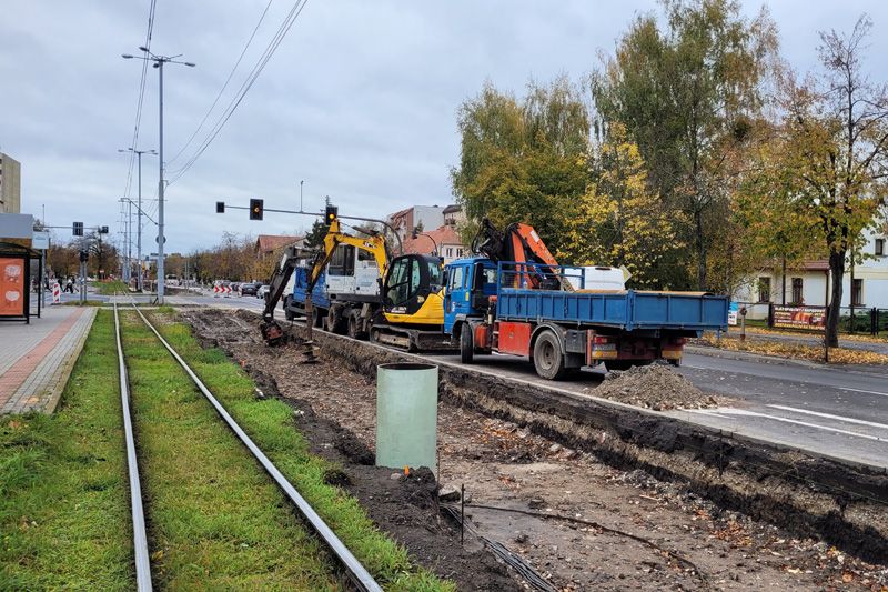 Prace przy modernizacji torowiska