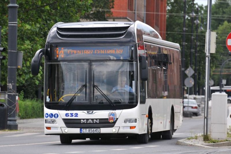 Autobus