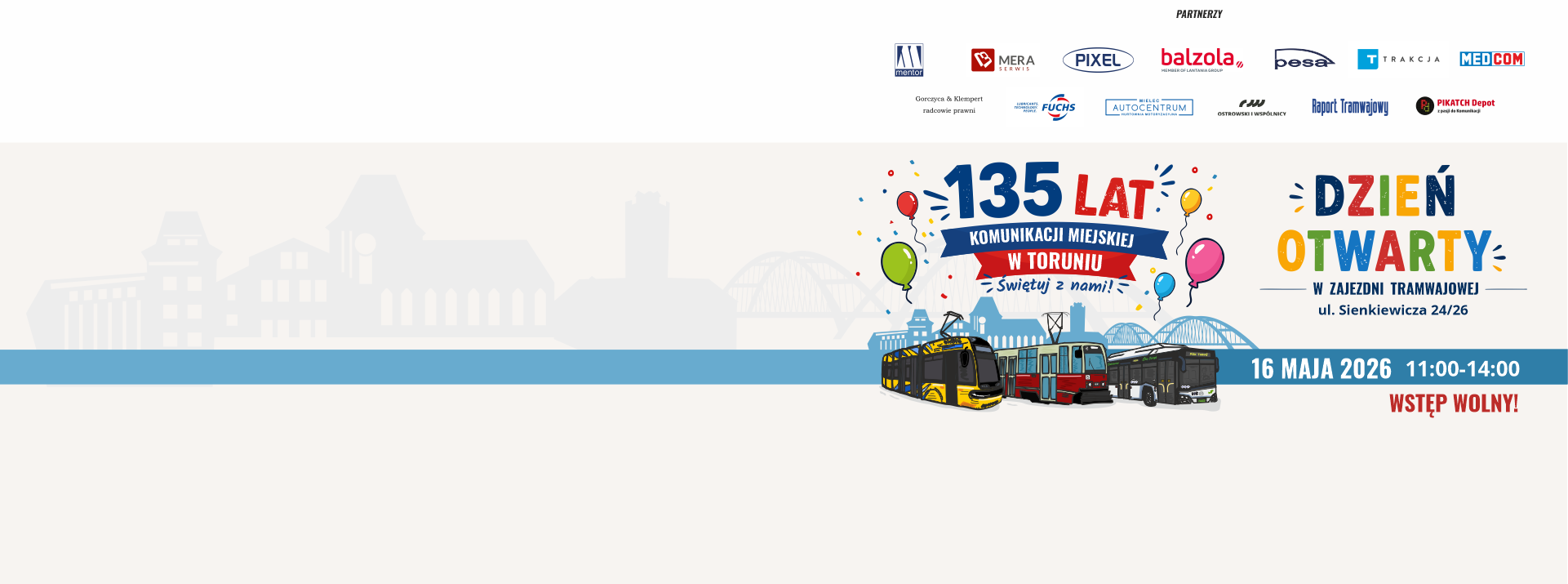grafika promująca jubileusz: napis 135 lat komunikacji miejskiej, pojazdy MZk, balony, logotypy partnerów